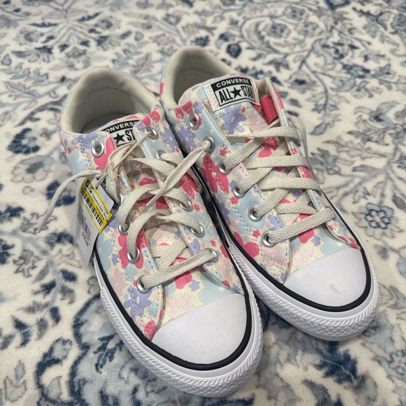 Converse Other - Converse Kids' Floral Sneakers - size 5 kids fits women’s 7